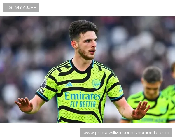 特罗萨德赖斯加布里埃尔参加训练萨卡缺席